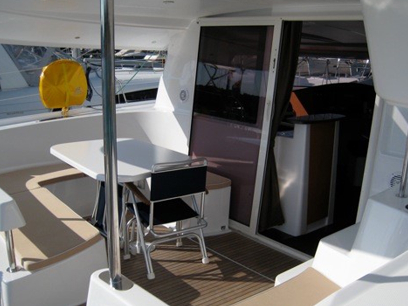 Charteryacht Lipari 41 Marisol in Kroatien Cockpit